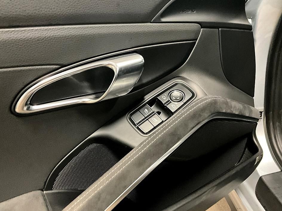 Used 2015 Porsche 911 GT3 RWD image 13