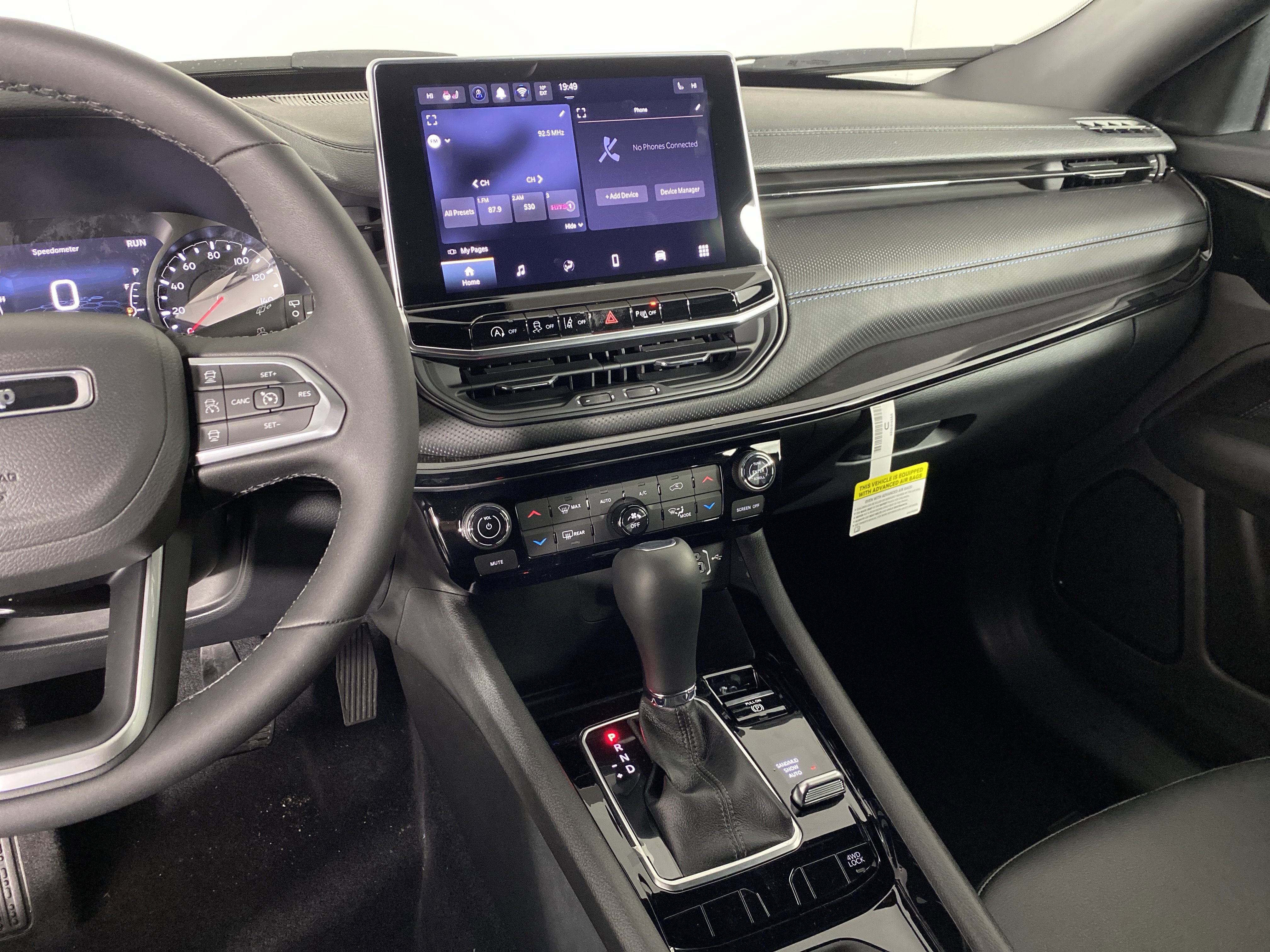 New 2026 Jeep Compass Limited AWD/4WD image 25
