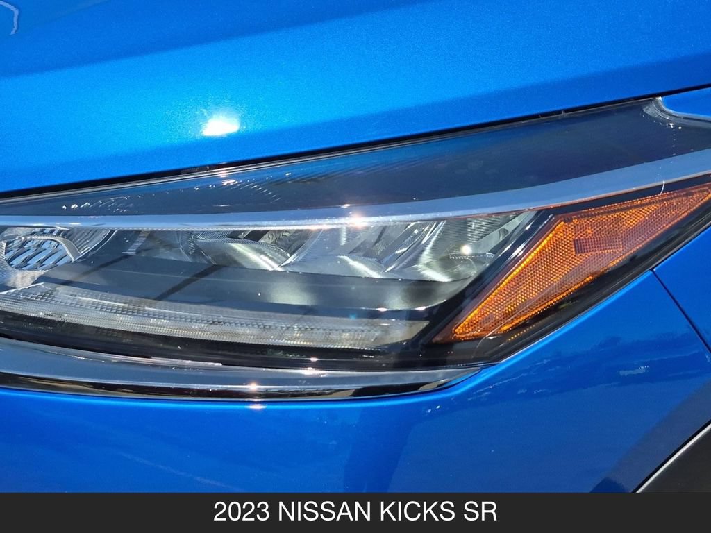 Used 2023 Nissan Kicks SR FWD image 10