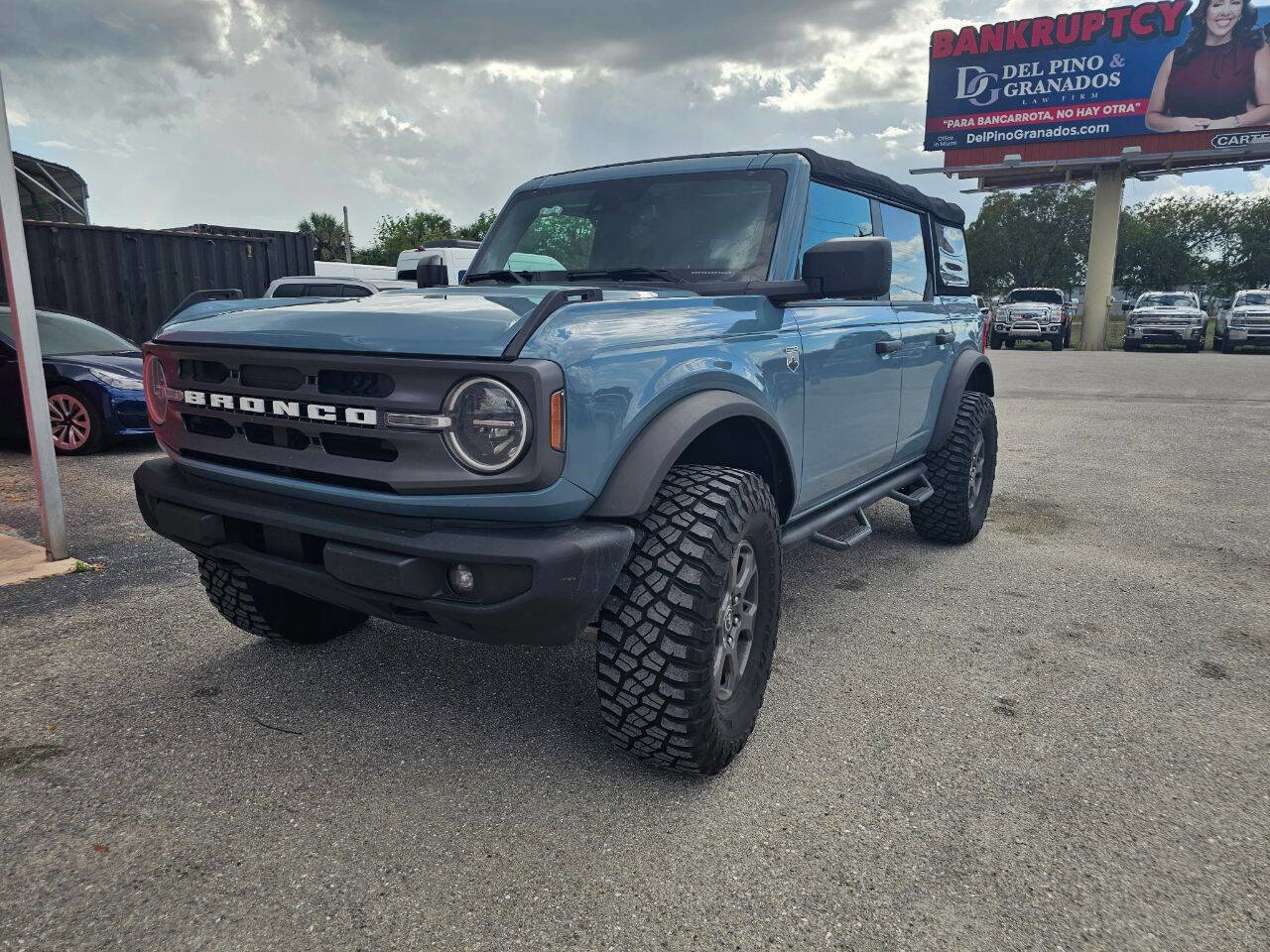 Used 2022 Ford Bronco Big Bend image 2