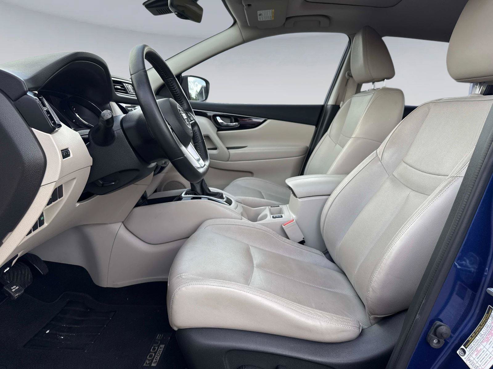 Used 2018 Nissan Rogue Sport SL w/ SL Premium Package FWD image 19
