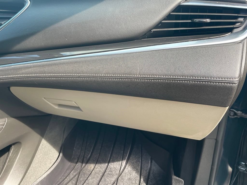Used 2019 Buick Enclave Premium AWD/4WD image 43