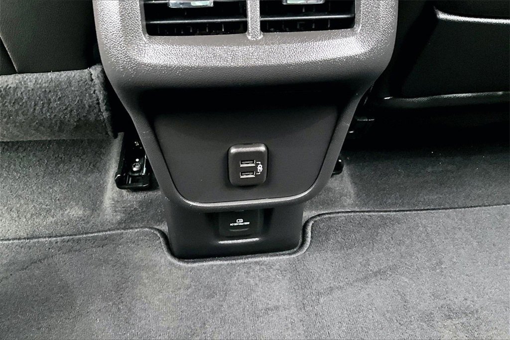 Used 2024 GMC Terrain AT4 w/ Infotainment Package II image 26