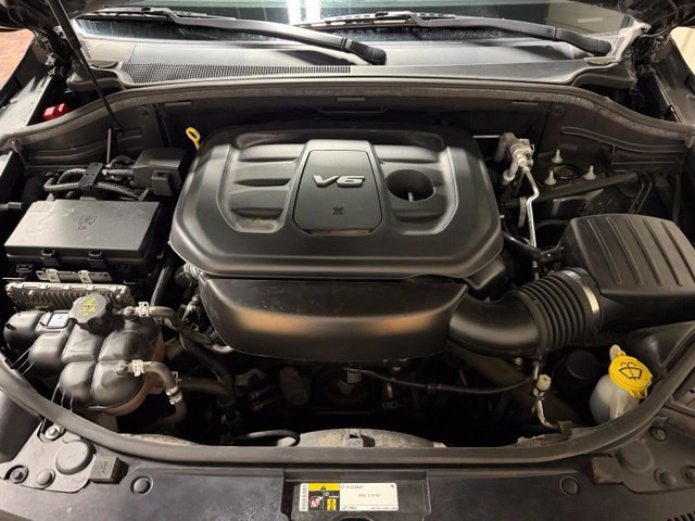 Used 2019 Jeep Grand Cherokee Altitude AWD/4WD image 44