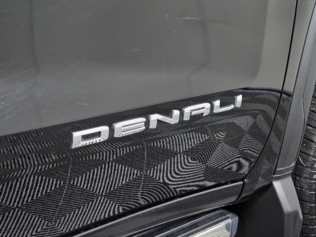 Used 2022 GMC Sierra 1500 Denali w/ Denali Reserve Package AWD/4WD image 10