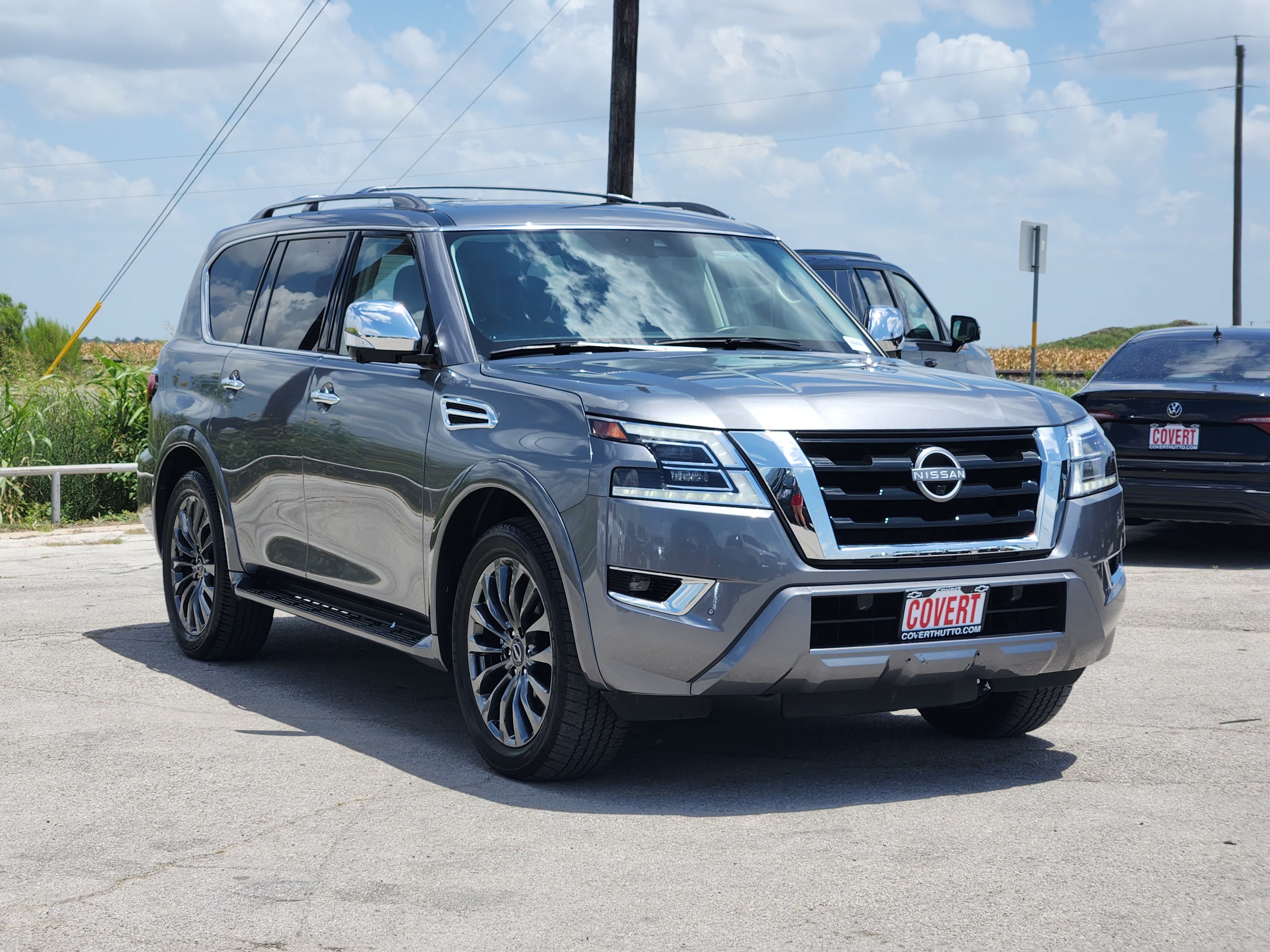 Used 2024 Nissan Armada Platinum w/ Captain's Chairs Package AWD/4WD image 3