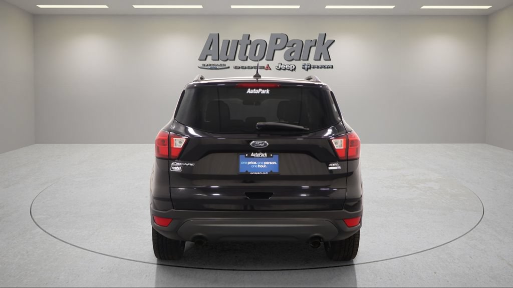 Used 2019 Ford Escape SEL AWD/4WD image 14