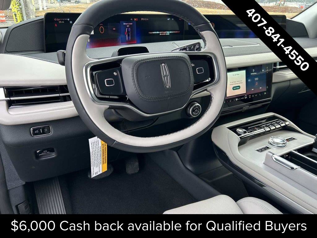 New 2026 Lincoln Navigator L Premier AWD/4WD image 7