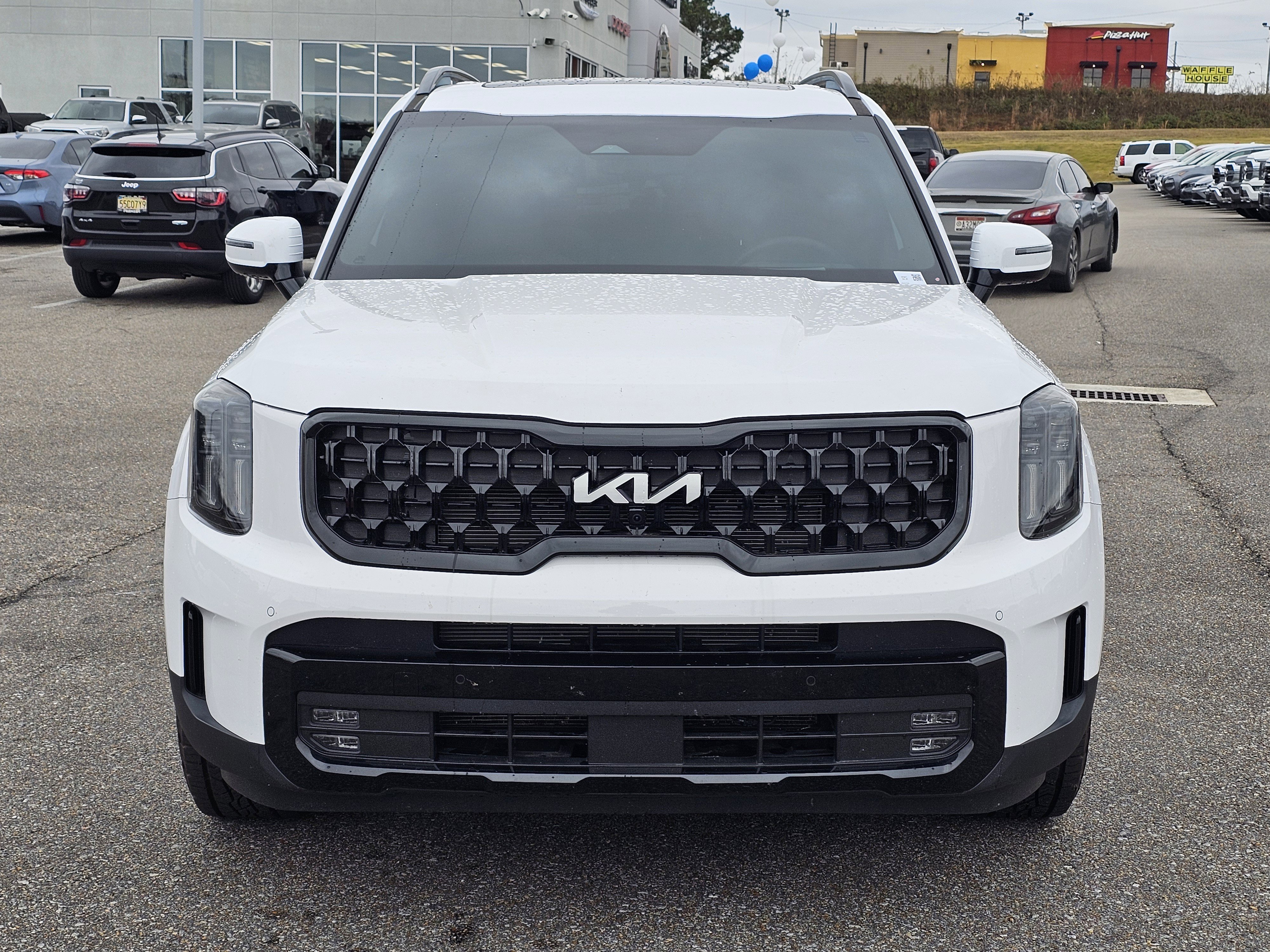 Used 2024 Kia Telluride SX Prestige X-Pro image 2