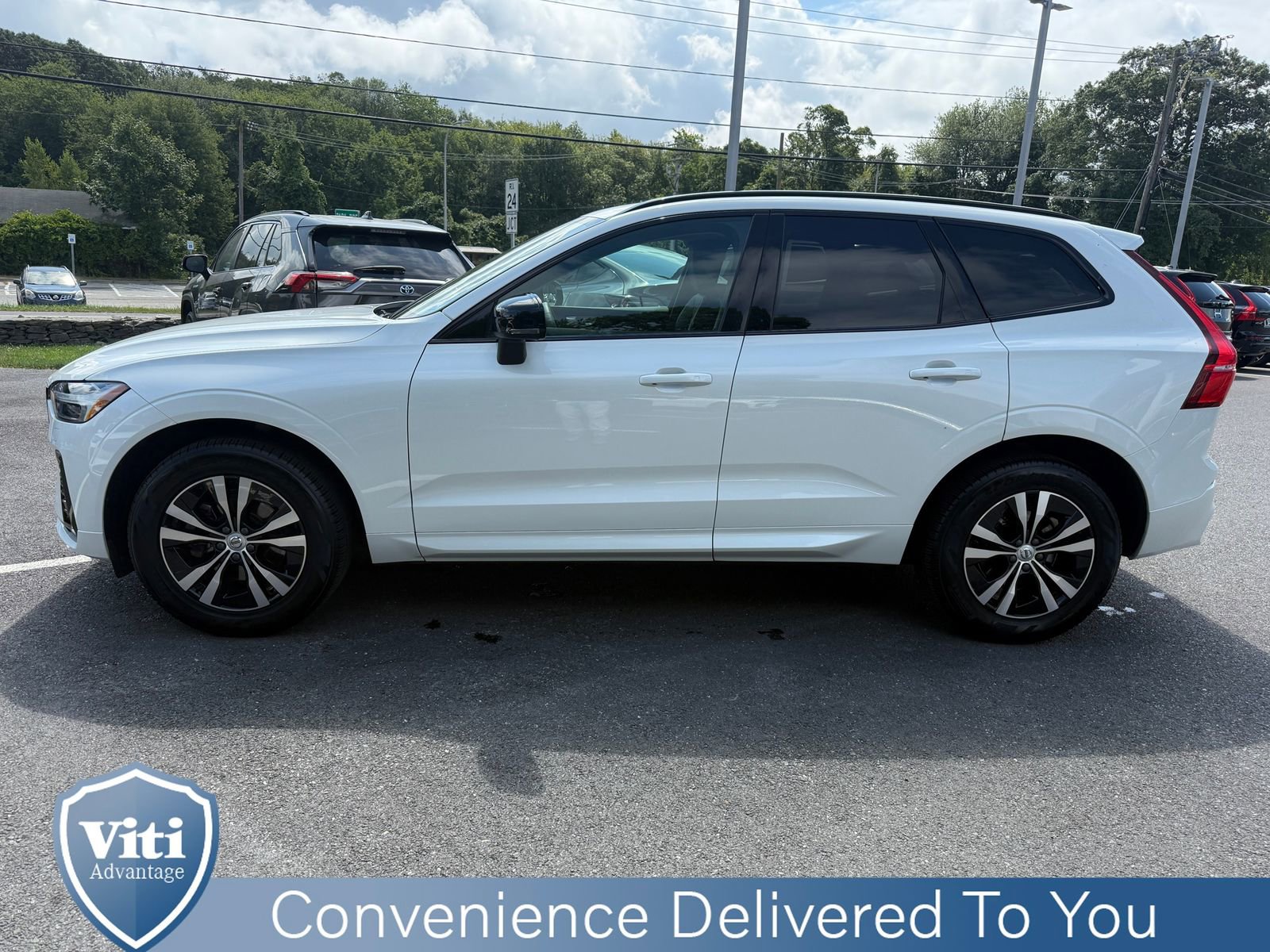 Certified 2024 Volvo XC60 B5 Core image 5