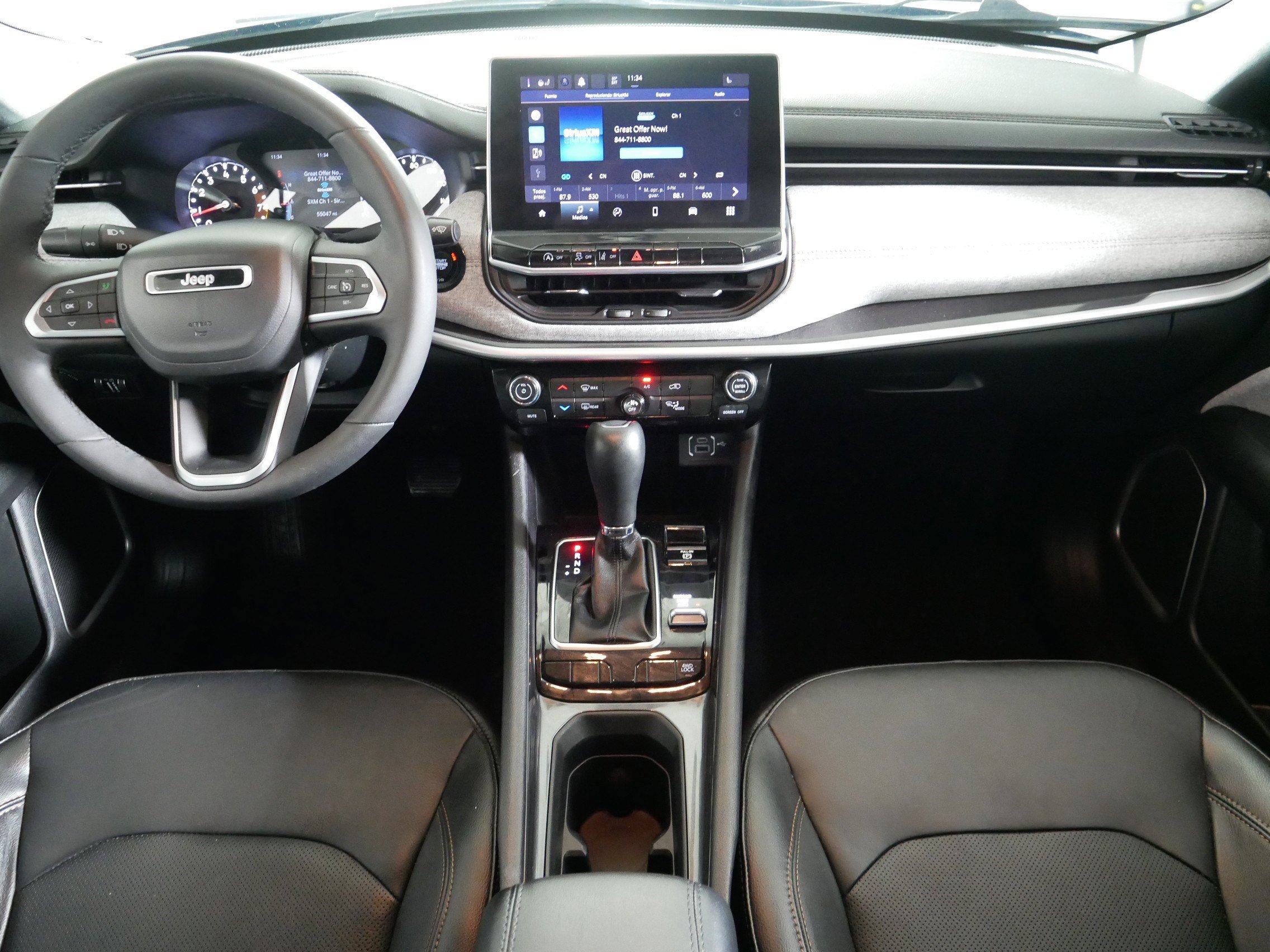 Used 2023 Jeep Compass Latitude AWD/4WD image 10