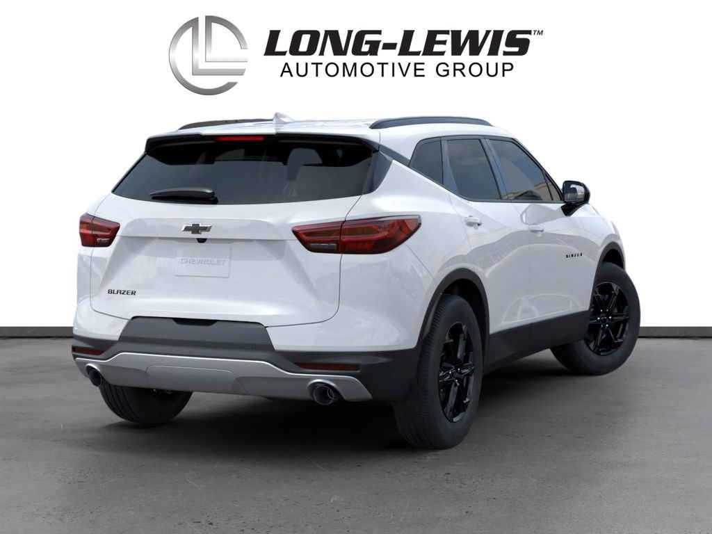 New 2026 Chevrolet Blazer LT w/ Midnight/Sport Edition FWD image 4