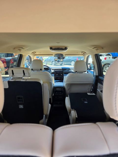 Used 2022 Jeep Grand Cherokee L Limited AWD/4WD image 11