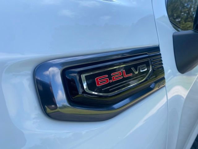 Used 2025 GMC Sierra 1500 AT4 w/ AT4 Premium Package AWD/4WD image 4