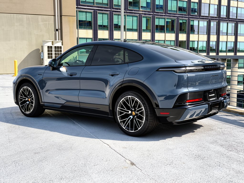 New 2026 Porsche Cayenne S AWD/4WD image 3