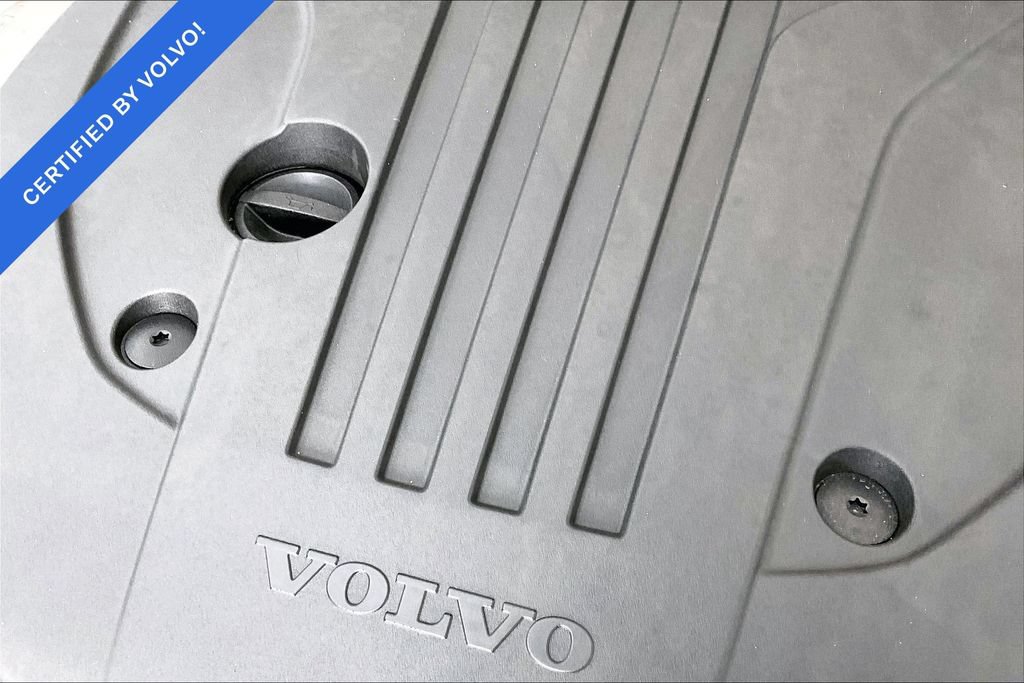 Certified 2023 Volvo XC60 B5 Plus w/ Protection Package Premier FWD image 43