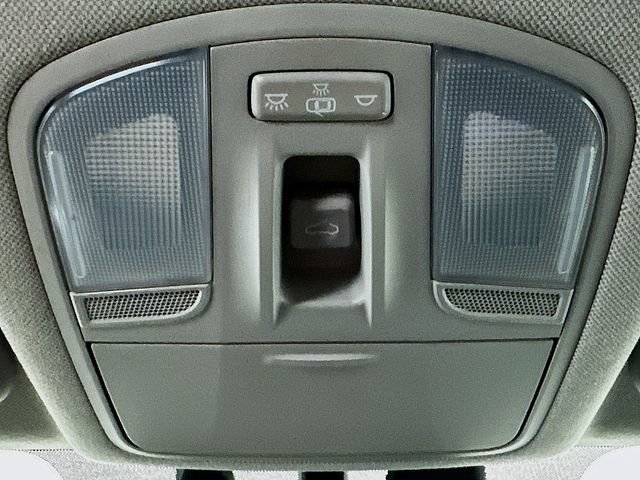 Used 2020 Hyundai Elantra Value Edition w/ Cargo Package (C1) FWD image 21
