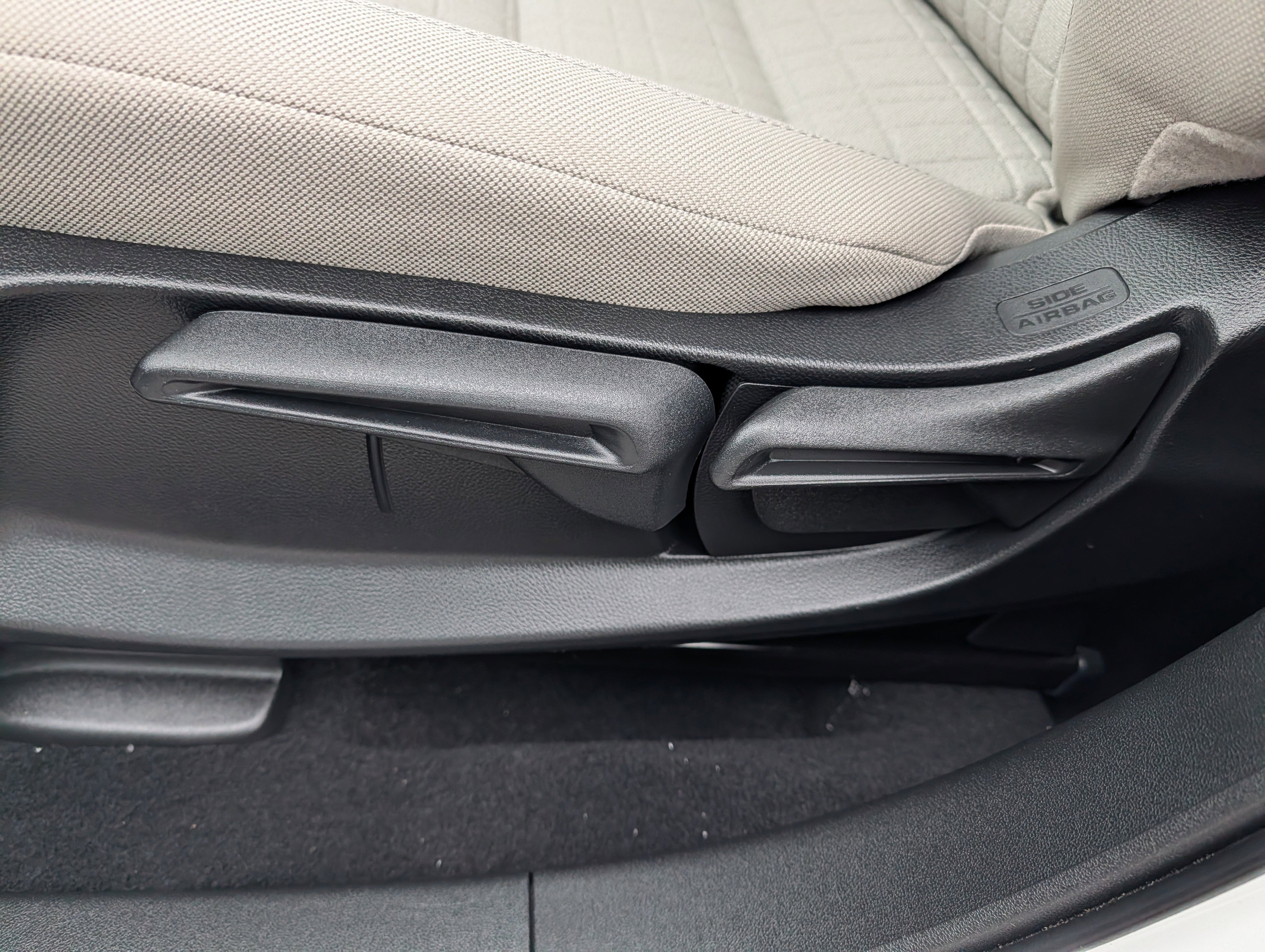 Used 2024 Honda HR-V LX image 21