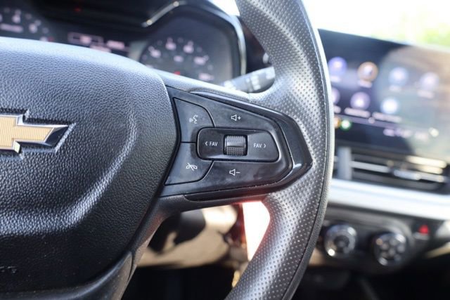 Used 2024 Chevrolet Trax LS FWD image 25