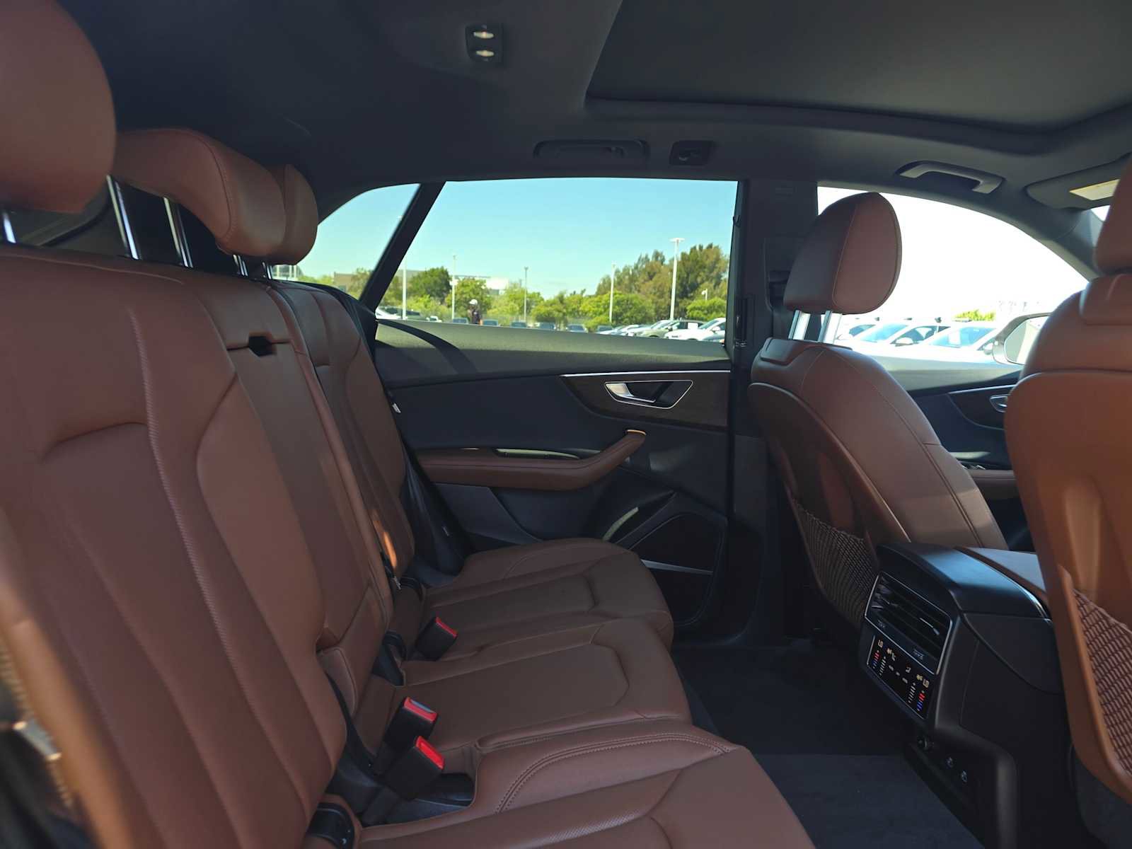 New 2025 Audi Q8 Premium Plus image 12