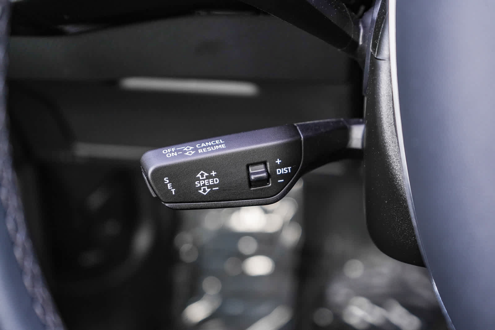 Used 2024 Audi Q8 e-tron Premium AWD/4WD image 34
