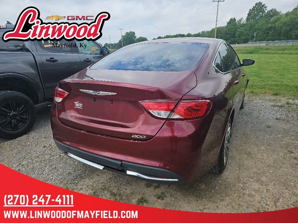 Used 2015 Chrysler 200 Limited FWD image 3