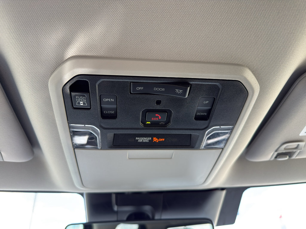 Used 2022 Toyota Tundra Limited AWD/4WD image 25