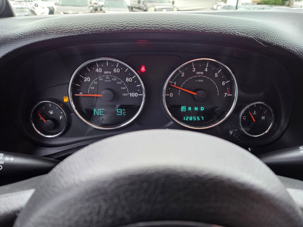 Used 2013 Jeep Wrangler Unlimited Sport image 18