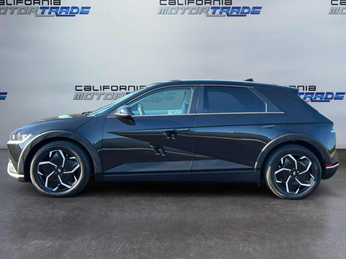 Used 2024 Hyundai Ioniq 5 SE RWD image 8