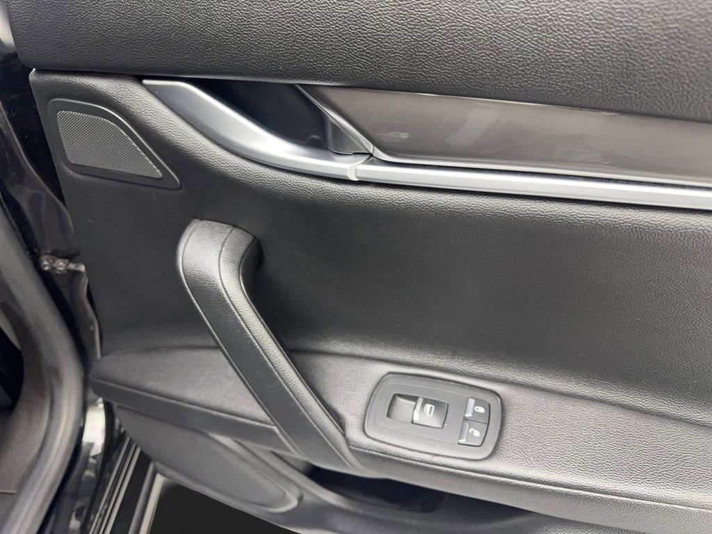 Used 2020 Maserati Ghibli image 43