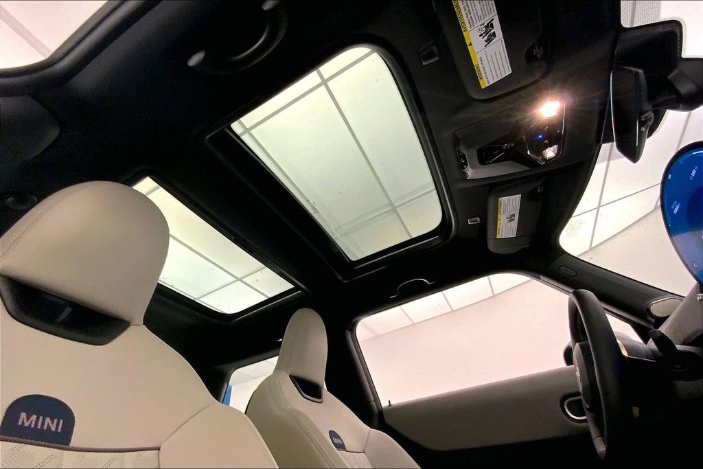 Used 2025 MINI Cooper S image 26
