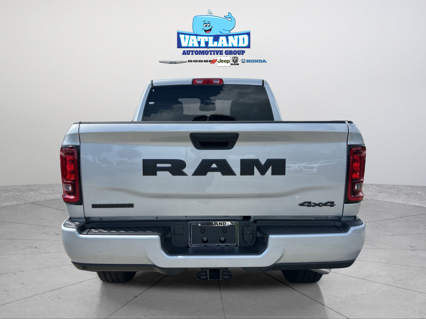 New 2026 RAM 2500 Big Horn AWD/4WD image 4