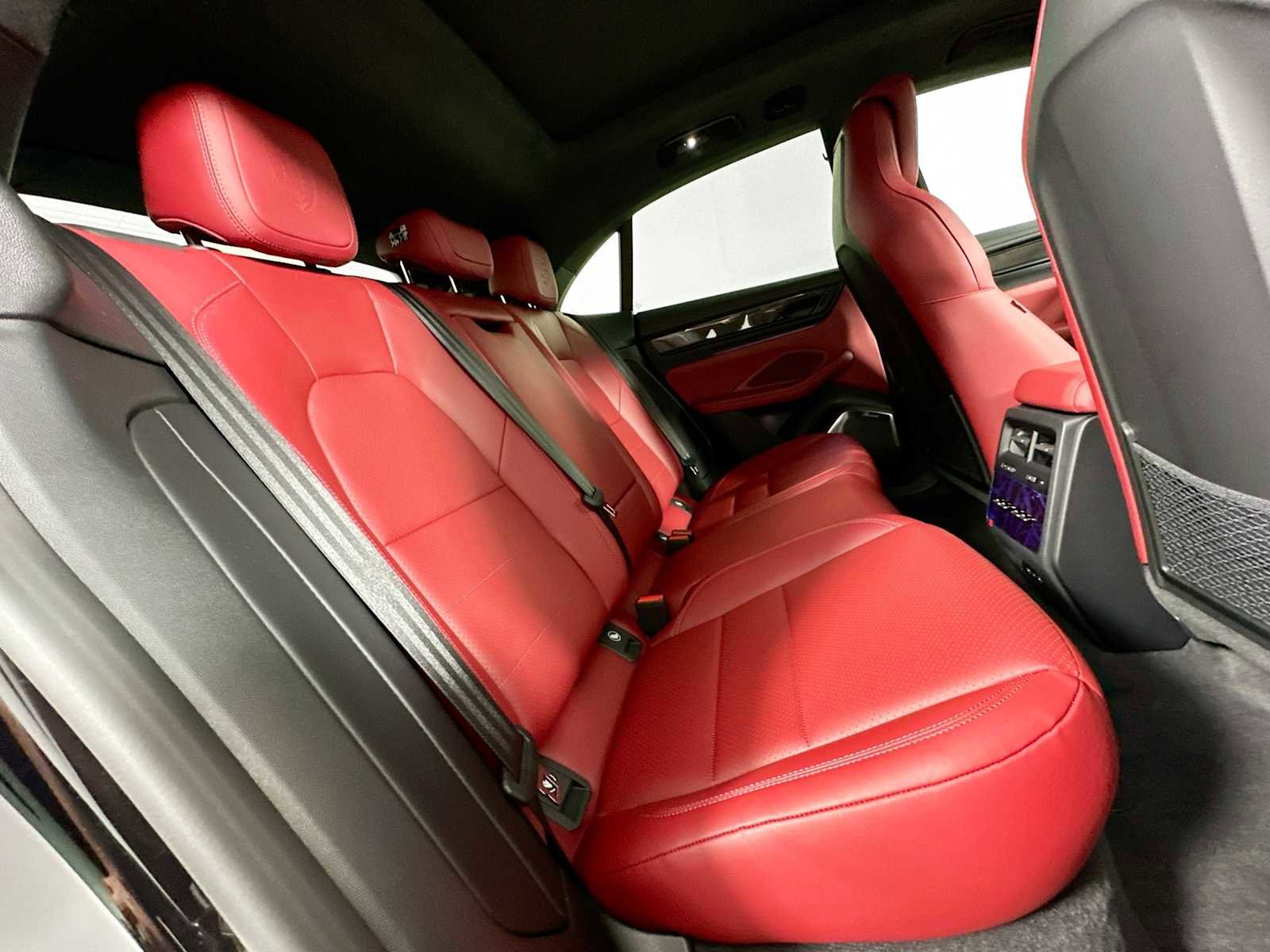 New 2025 Porsche Macan Turbo Electric image 28