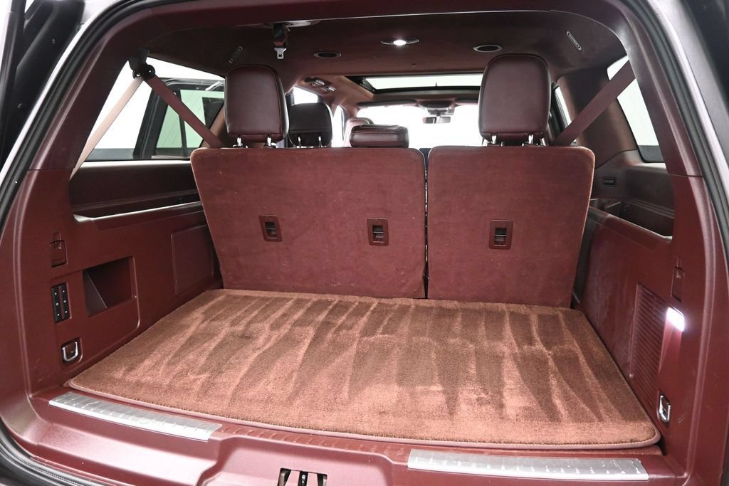 Used 2020 Lincoln Navigator L Black Label w/ Cargo Convenience Package AWD/4WD image 28