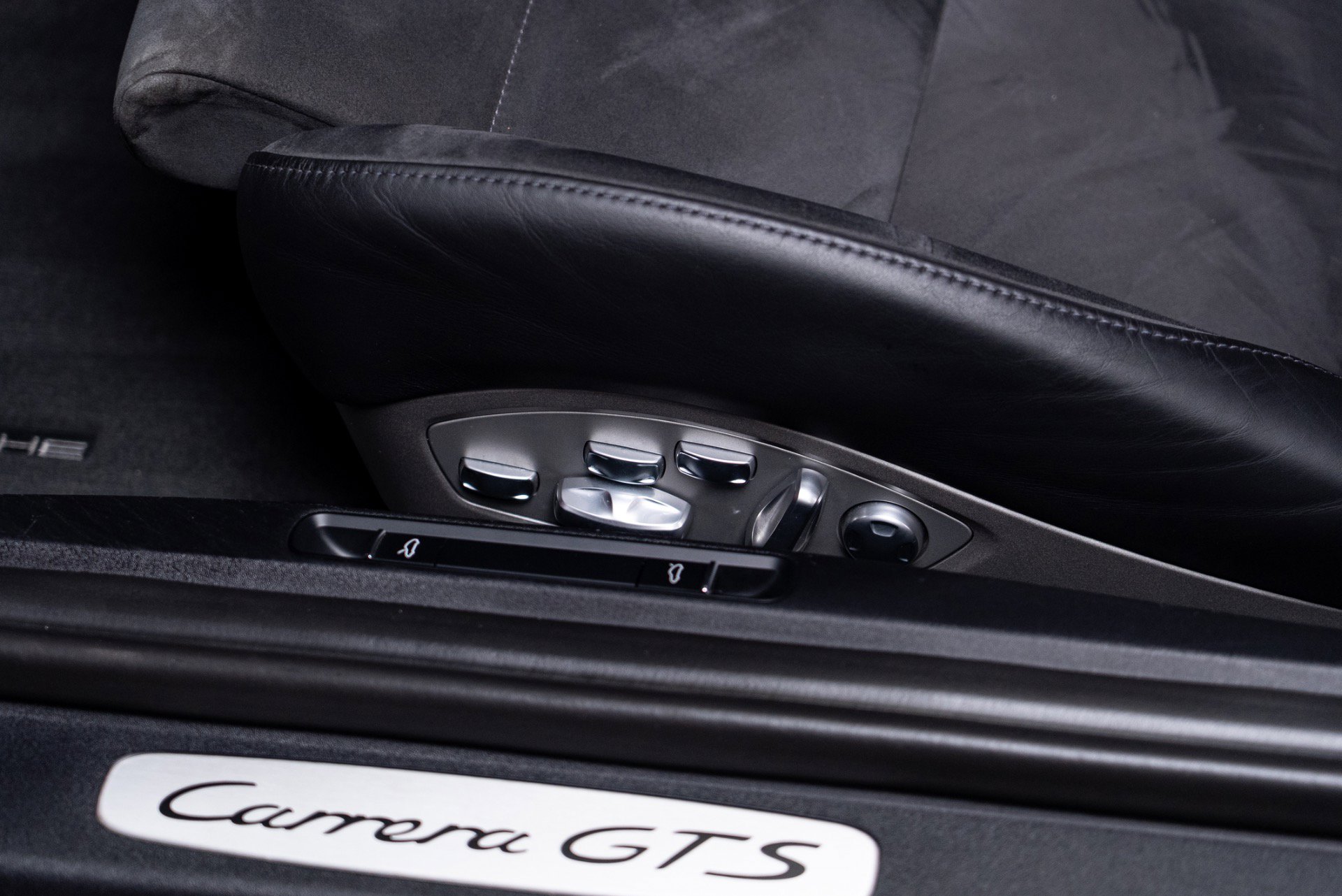 Used 2017 Porsche 911 Carrera GTS image 53