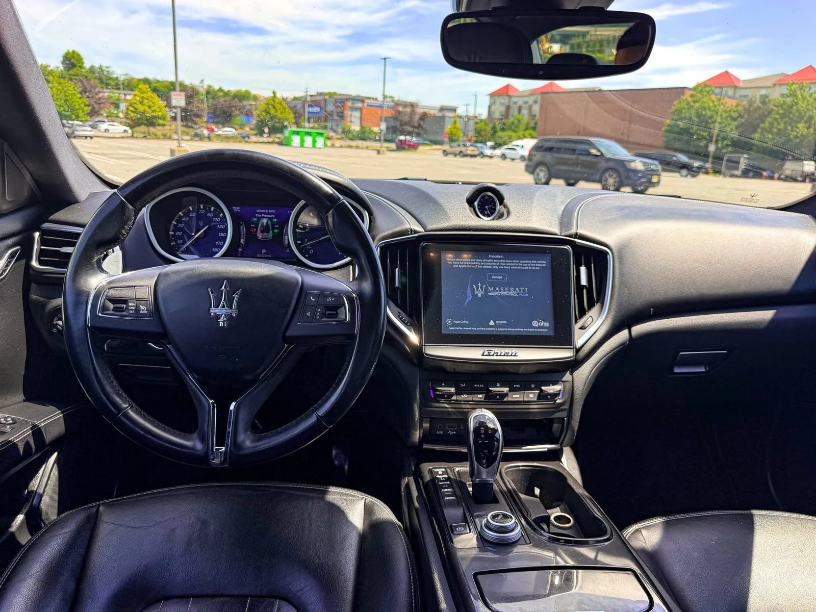 Used 2018 Maserati Ghibli S Q4 AWD/4WD image 24