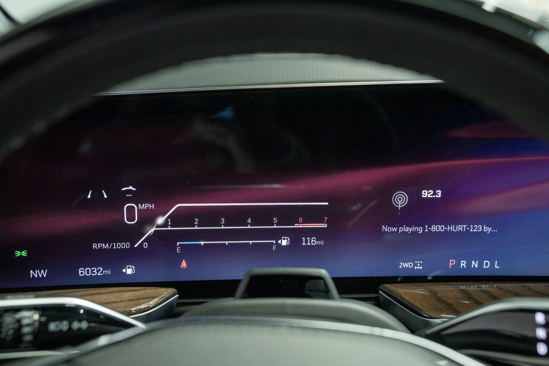 Used 2025 Cadillac Escalade ESV Sport Platinum image 38