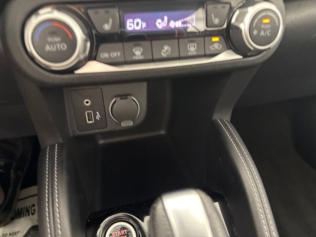 Used 2020 Nissan Kicks SR w/ SR Premium Package FWD image 19