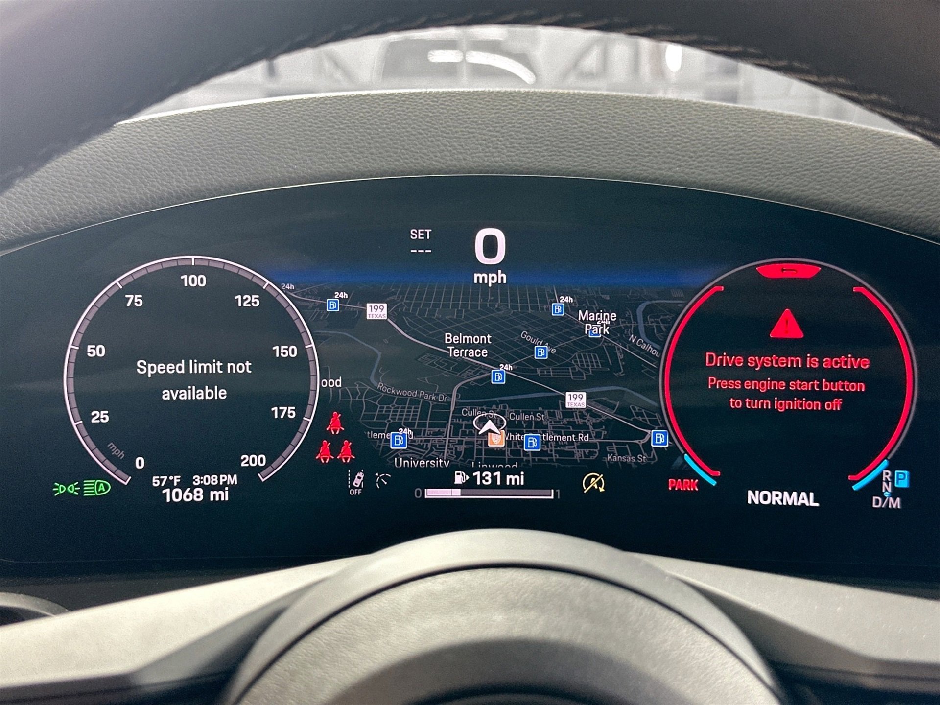 Certified 2025 Porsche Panamera image 19