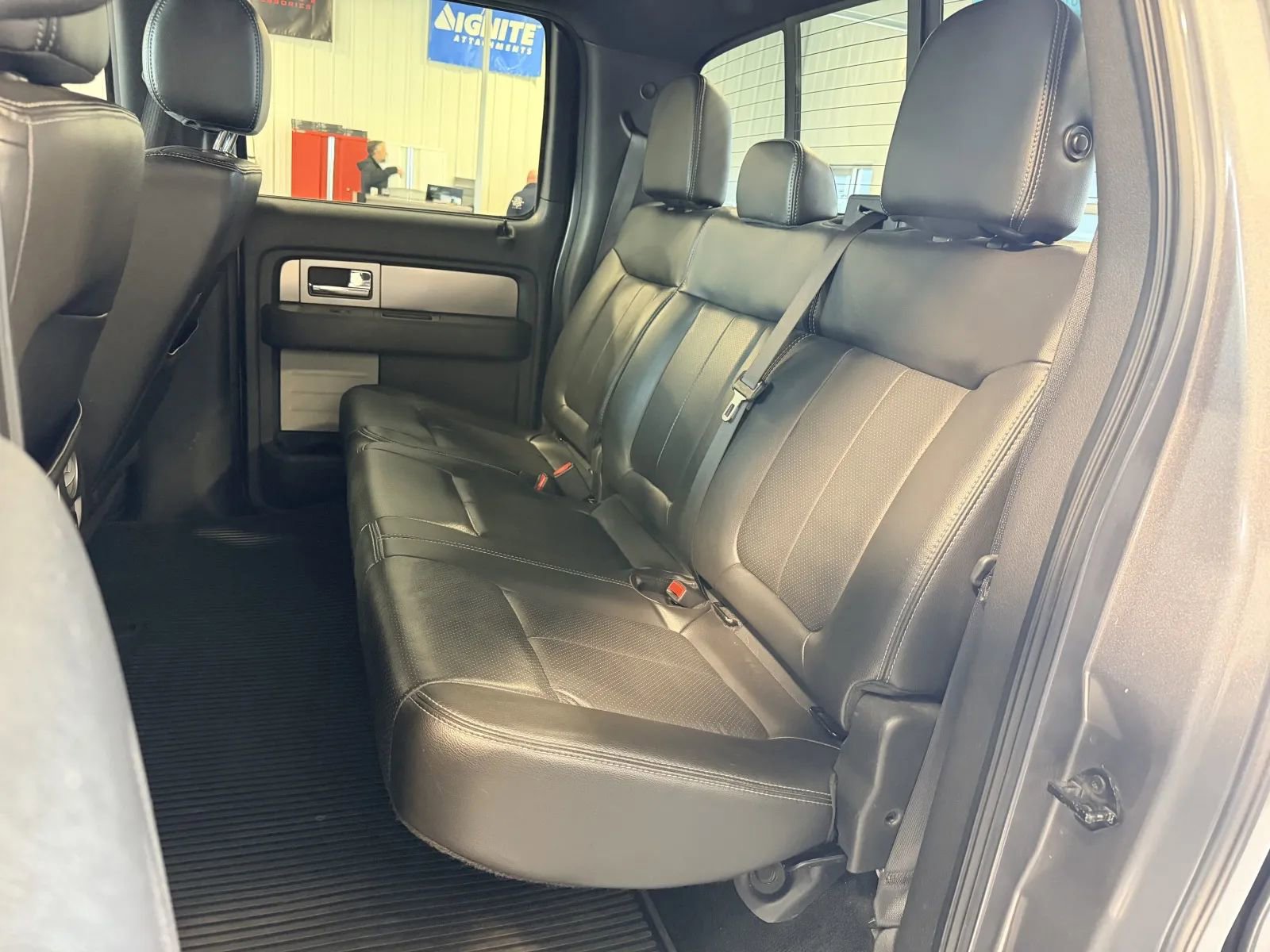 Used 2014 Ford F150 FX4 w/ Equipment Group 402A Luxury AWD/4WD image 16