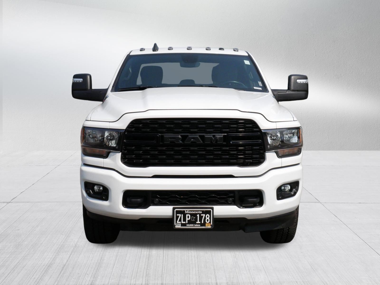Used 2024 RAM 2500 Big Horn w/ Night Edition AWD/4WD image 2