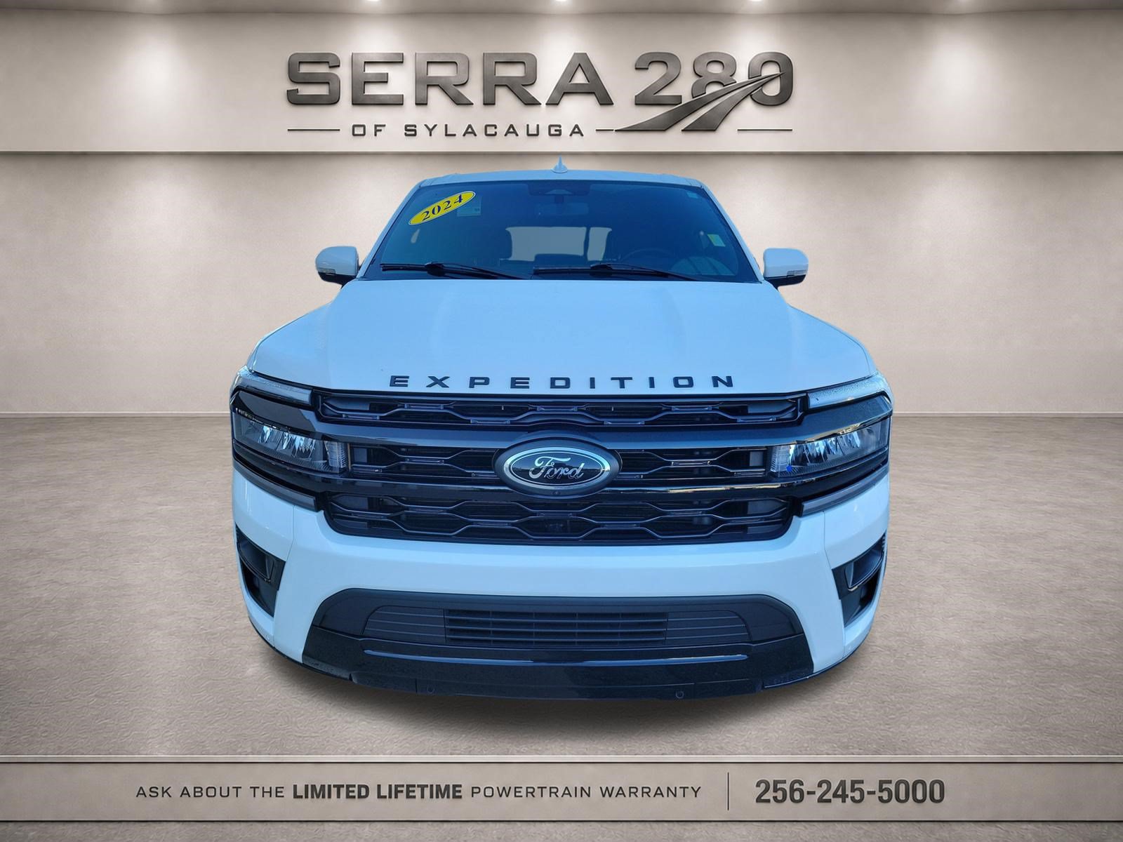 Used 2024 Ford Expedition Limited RWD image 2