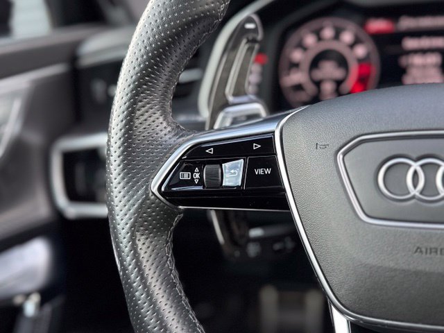 Used 2022 Audi RS 6 AWD/4WD image 24
