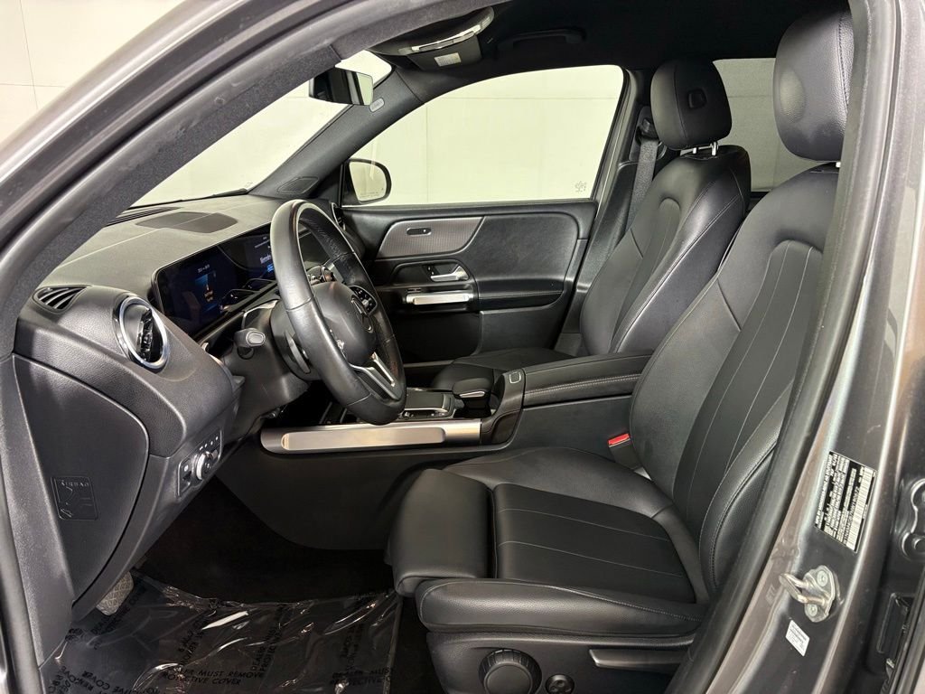 Used 2022 Mercedes-Benz GLB 250 image 16
