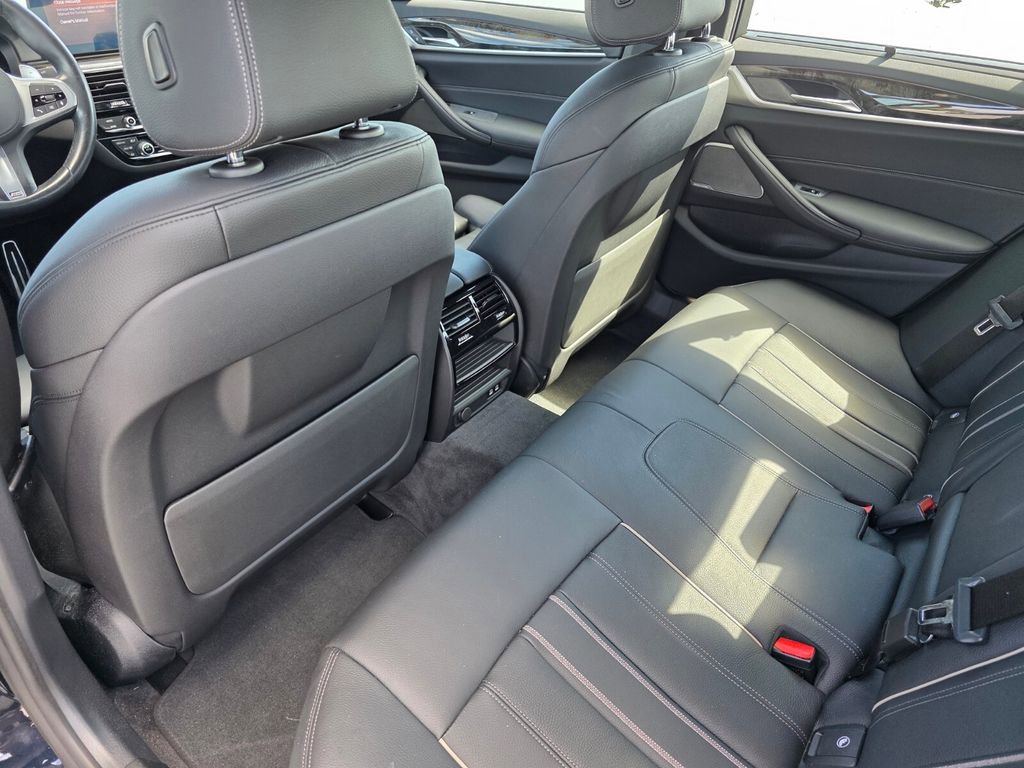 Used 2021 BMW 540i w/ M Sport Package image 15
