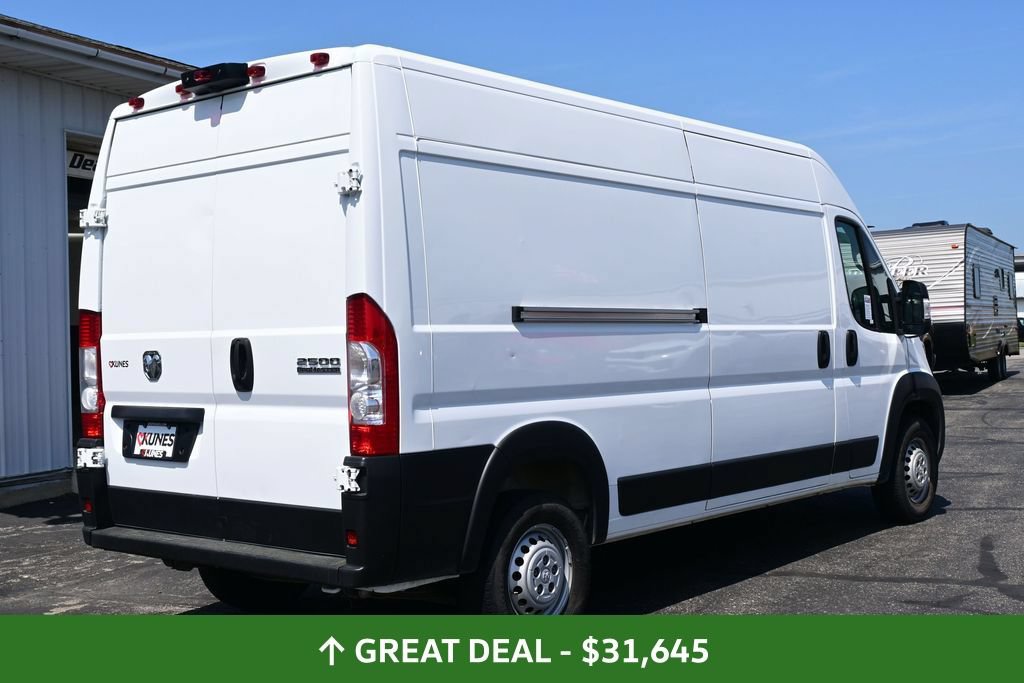 Used 2025 RAM ProMaster 2500 w/ Convenience Group FWD image 8