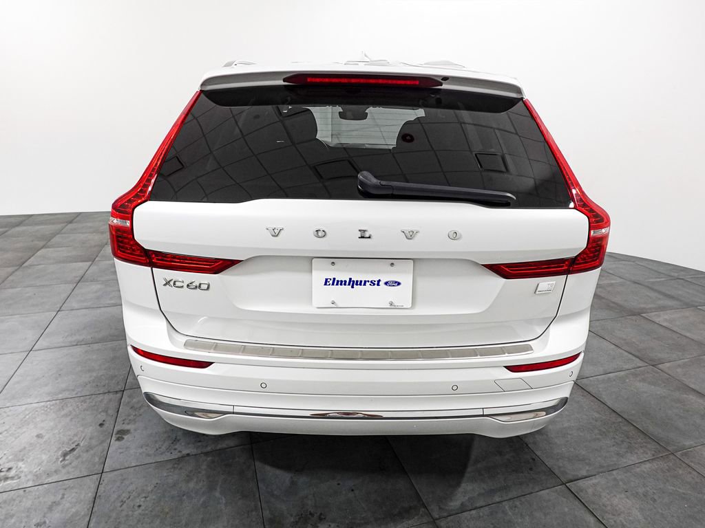 Used 2022 Volvo XC60 T8 Inscription w/ Advanced Package image 5