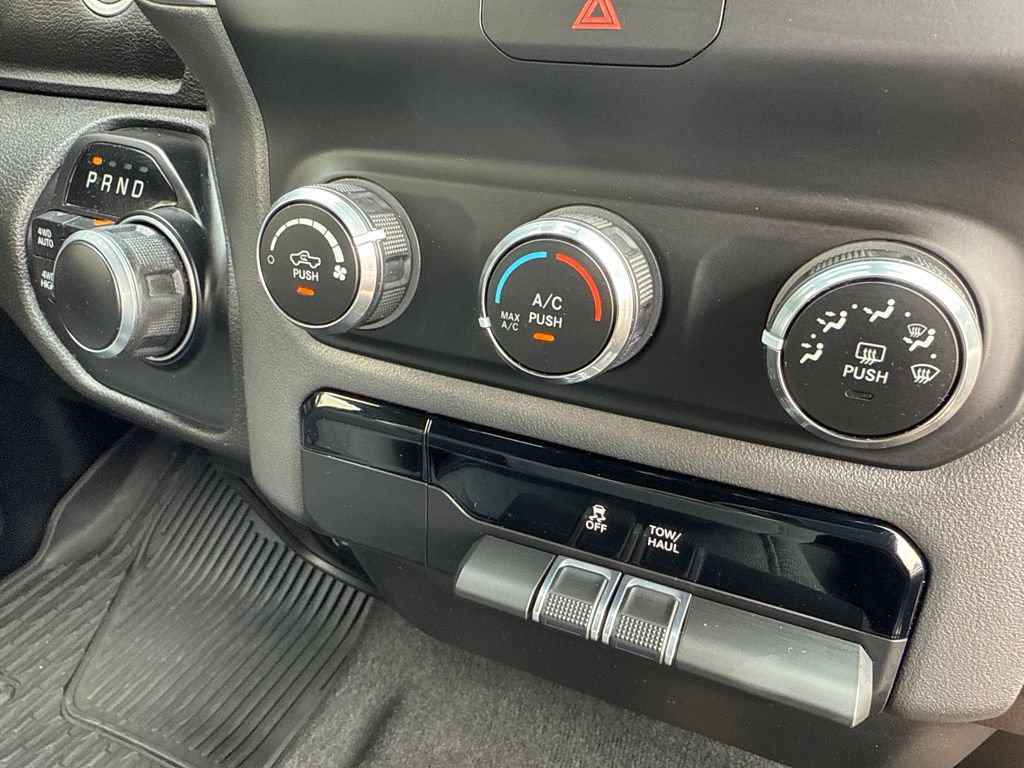 Used 2021 RAM 1500 Big Horn AWD/4WD image 34