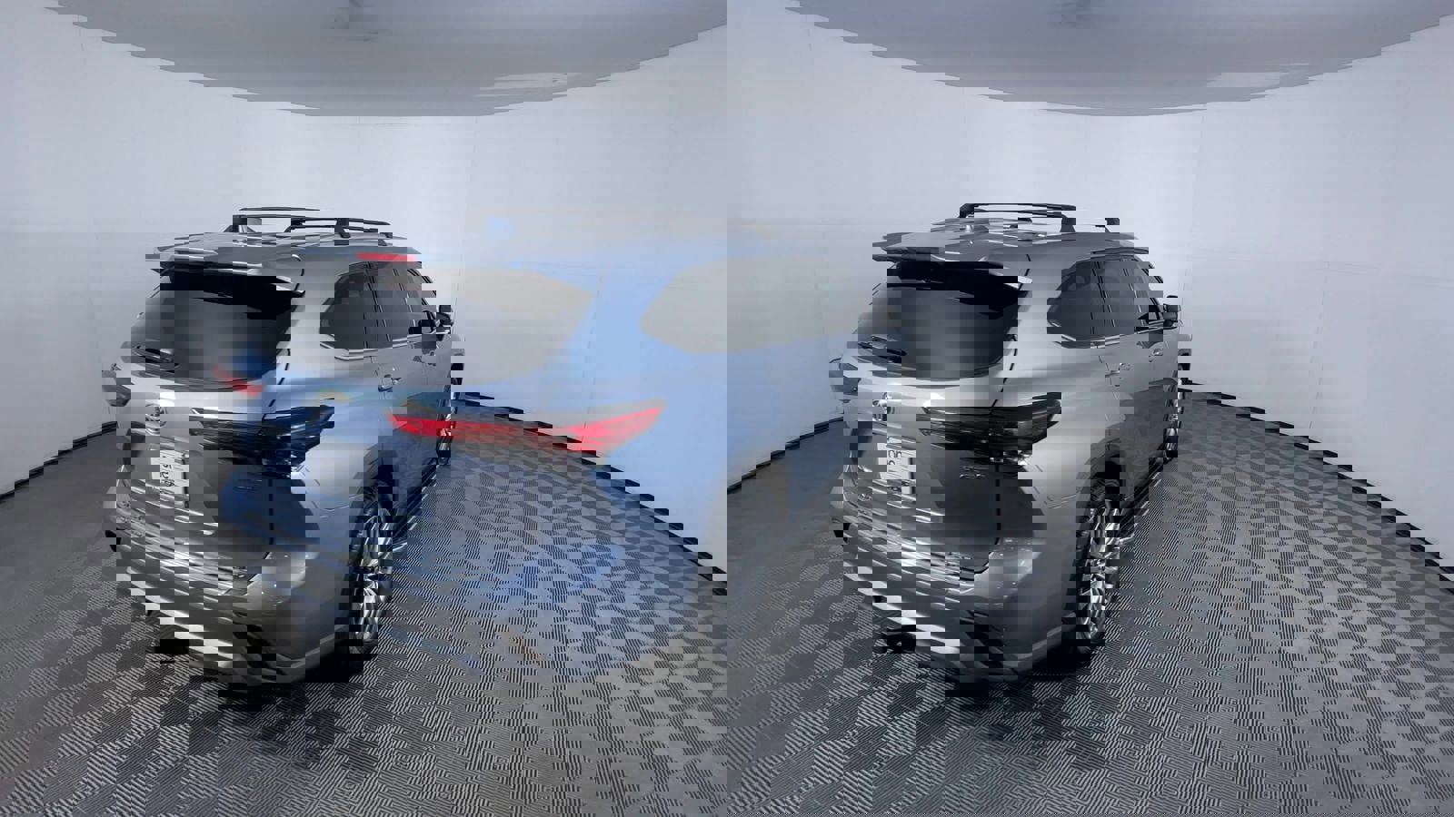 Used 2022 Toyota Highlander Platinum image 8