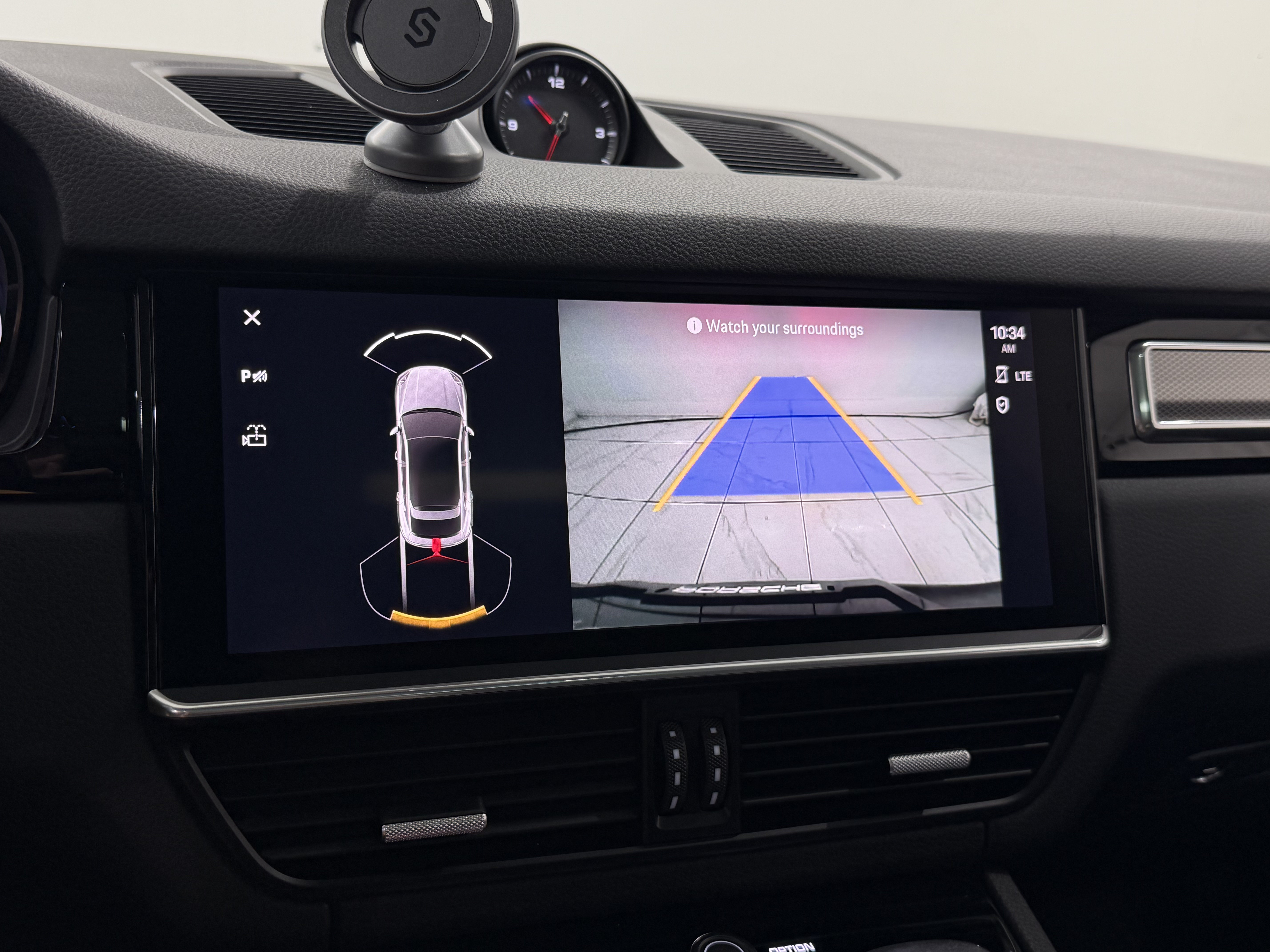 Certified 2022 Porsche Cayenne Platinum Edition AWD/4WD image 47